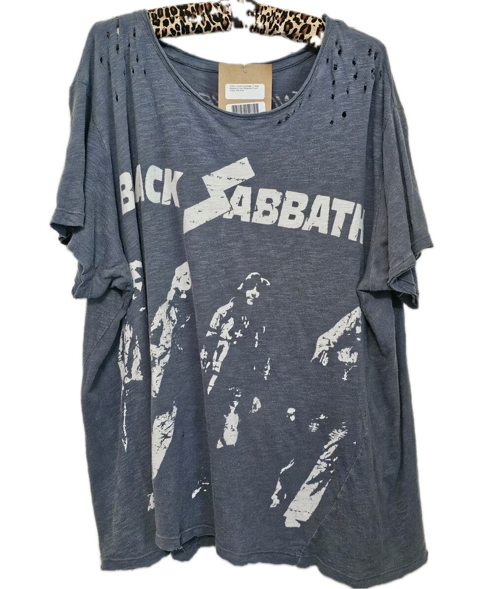 Magnolia Pearl Black Sabbath shawdows tee shirt in Ozzy RARE and HTF
